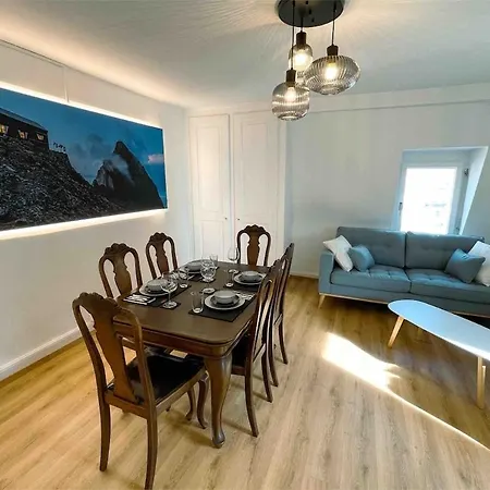 Center 4bd Parking Fast Wifi Apartamento